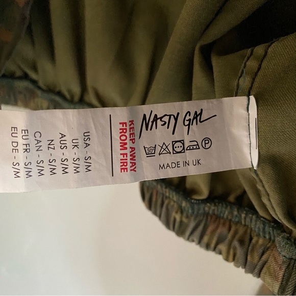**SOLD** Nasty Gal cropped army military jacket S/M - Picture 7 of 10